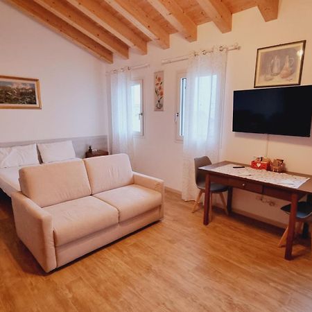 Готель Casa Vilma Paderno del Grappa Екстер'єр фото